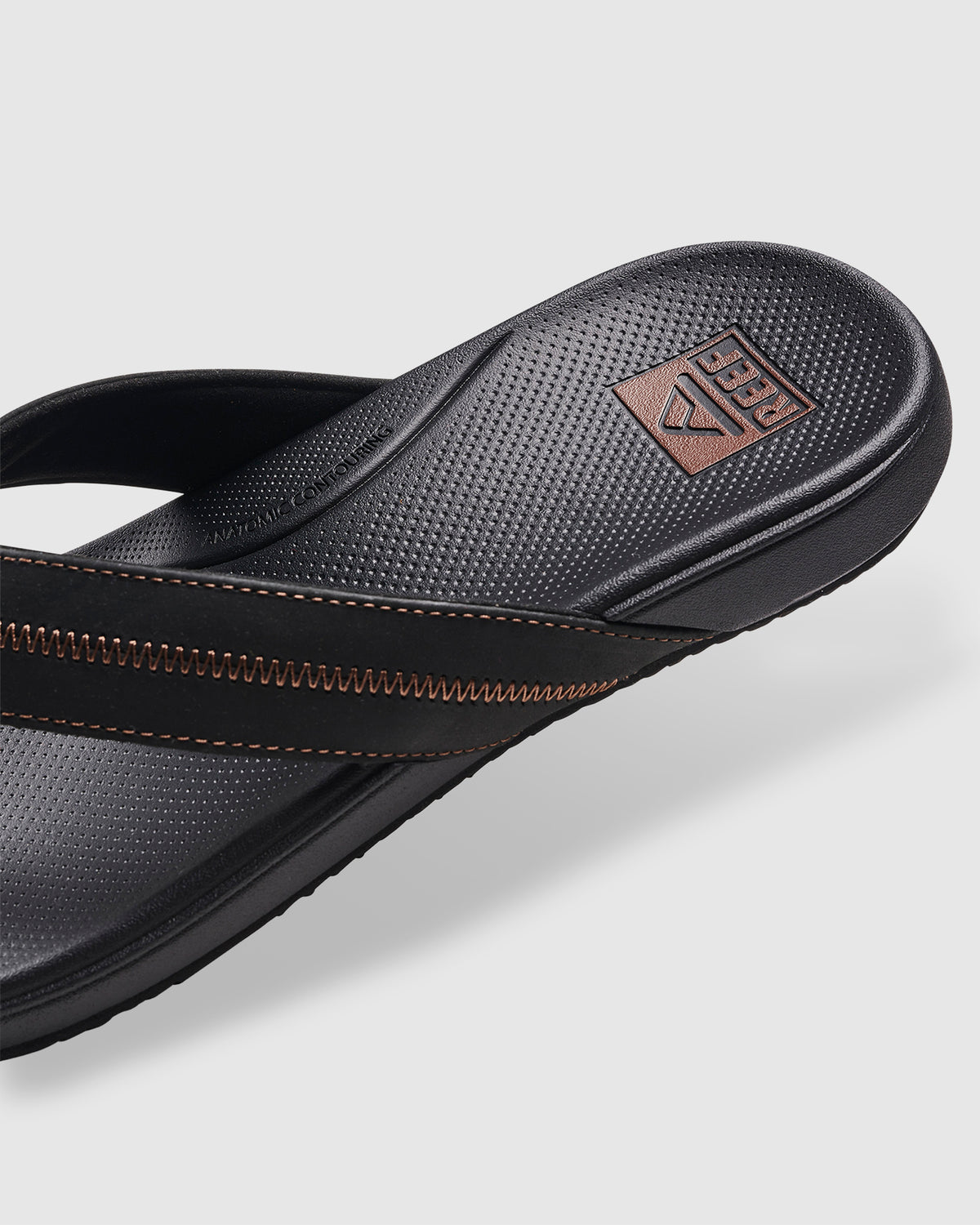 MENS CUSHION PHANTOM LE 2.0 THONGS