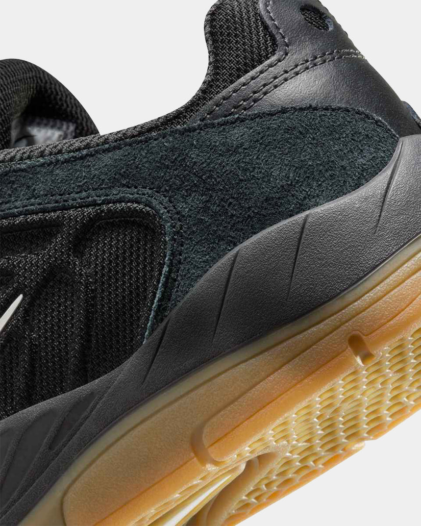 Mens SB Vertebrae Skate Shoes