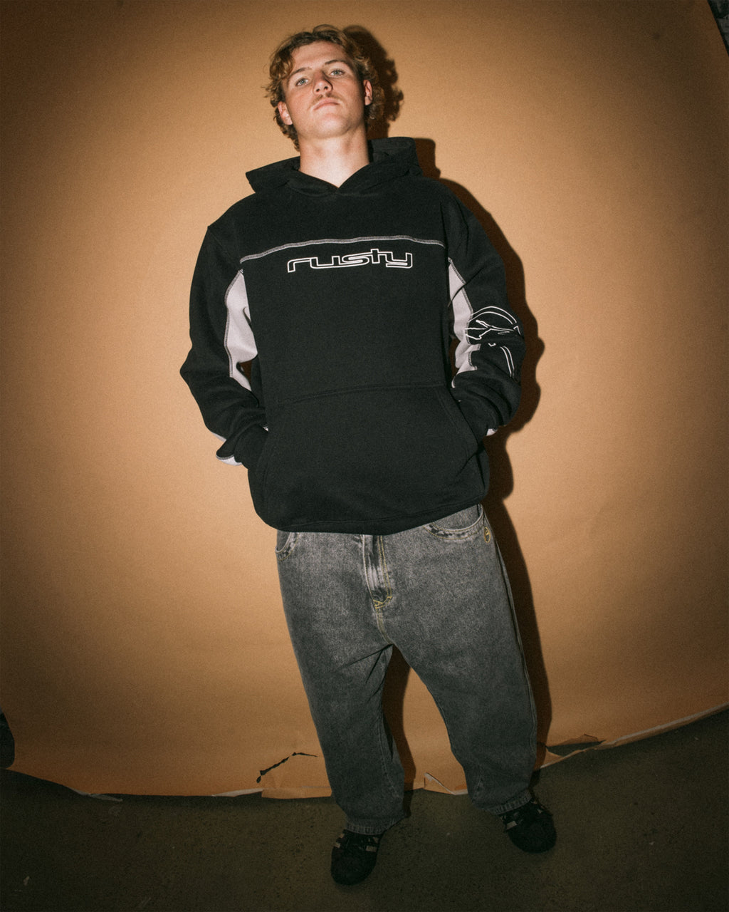 Mens Titan Pullover Hoodie