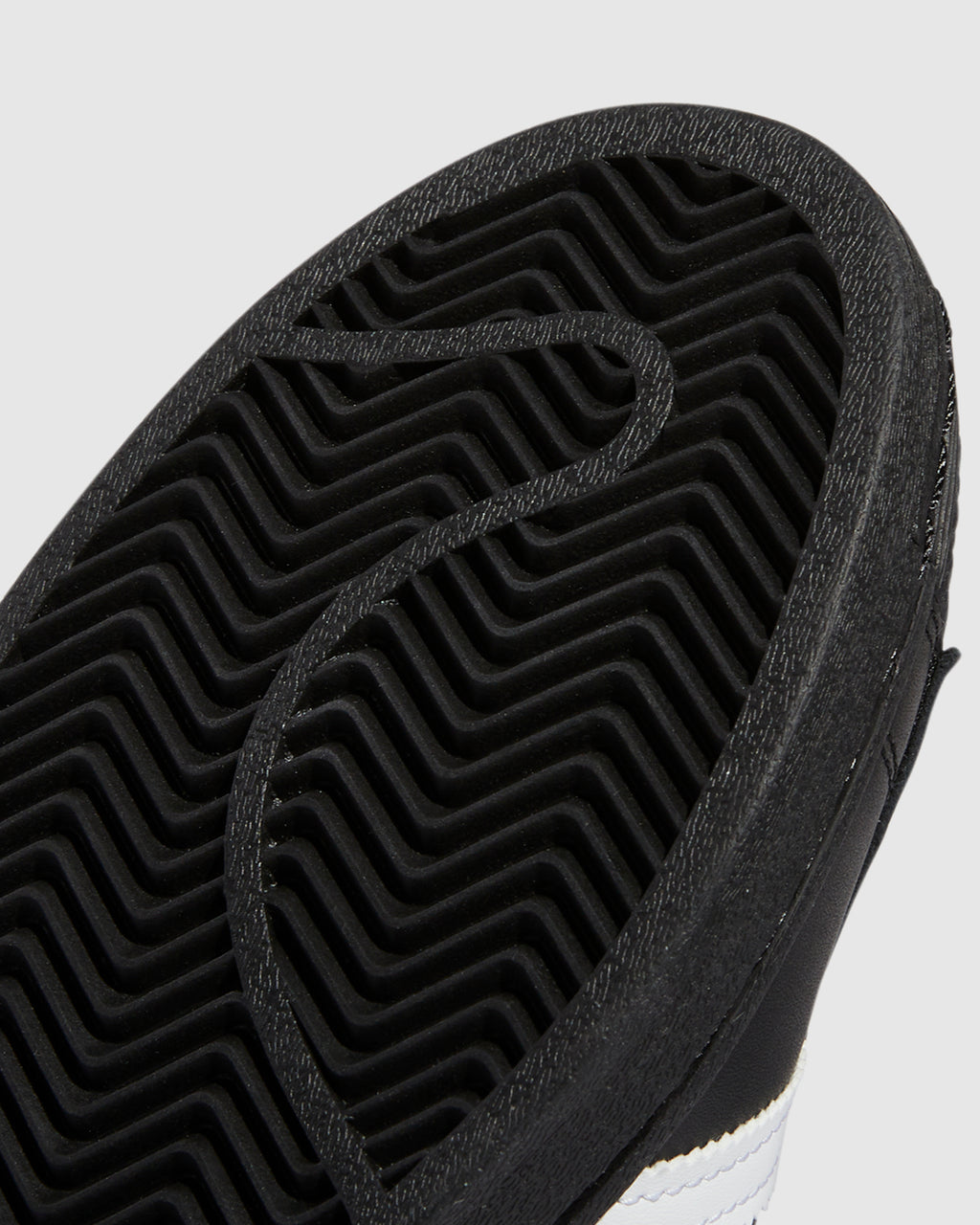 Superstar Adv Sneakers