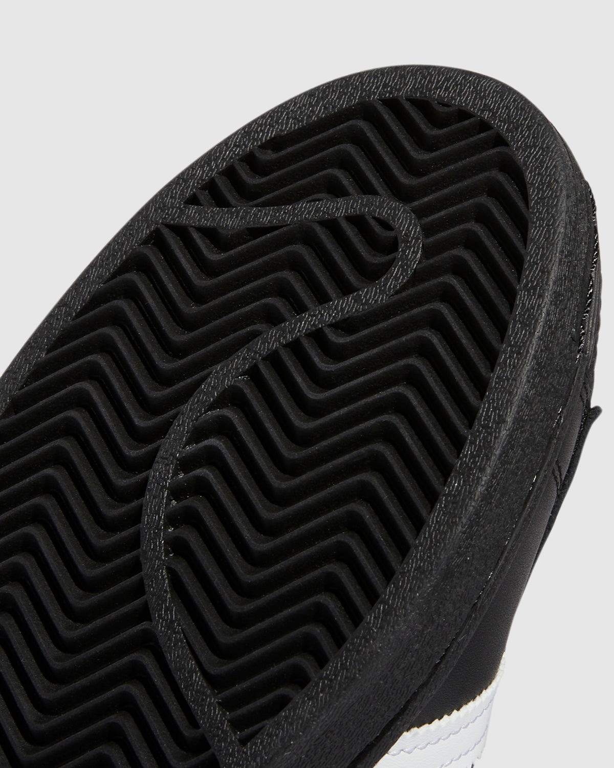 Superstar Adv Sneakers