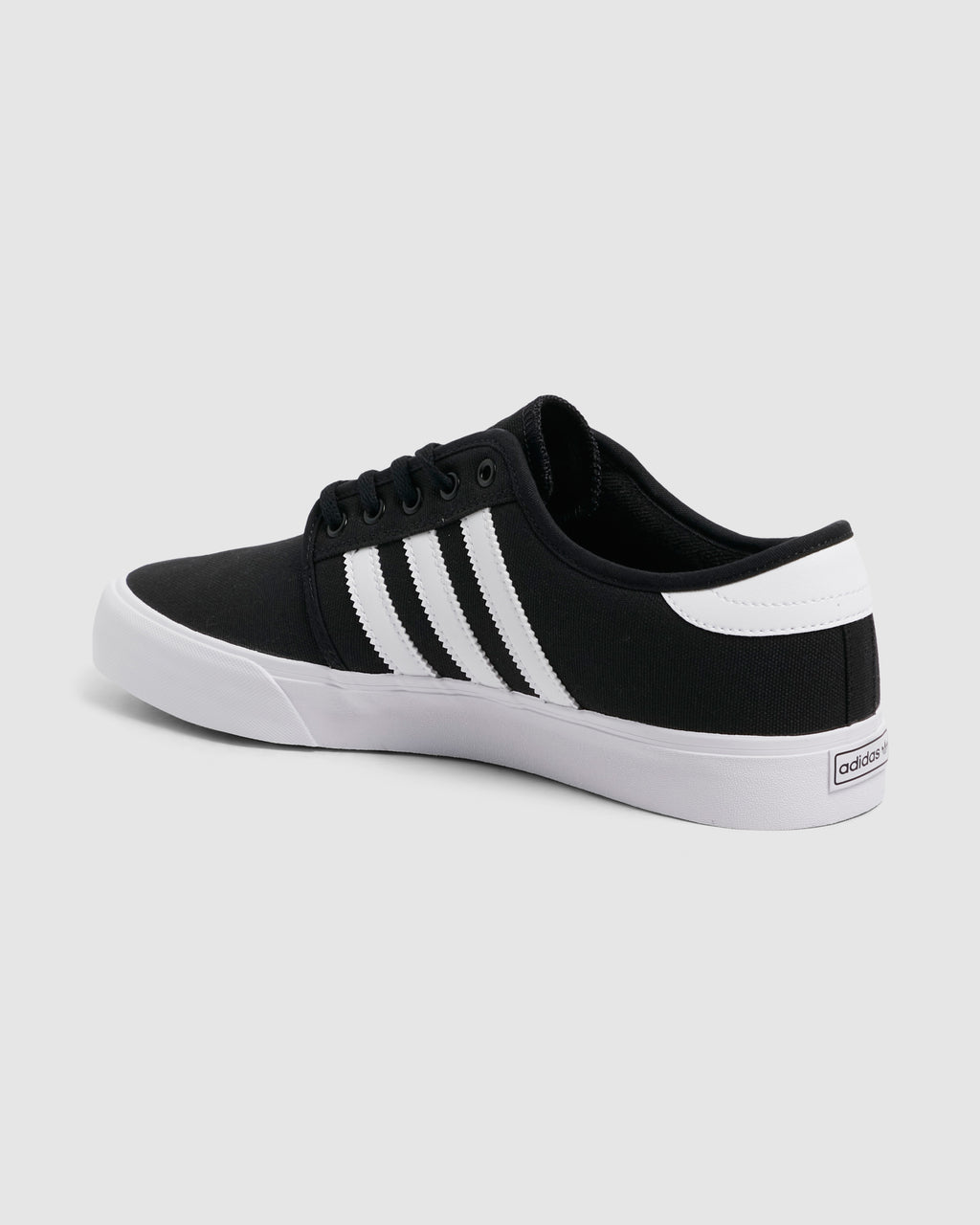 Seeley XT Sneakers