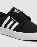 Seeley XT Sneakers