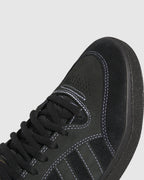 Mens Tyshawn Low Sneakers
