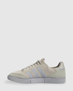 Mens Tyshawn Low Sneakers