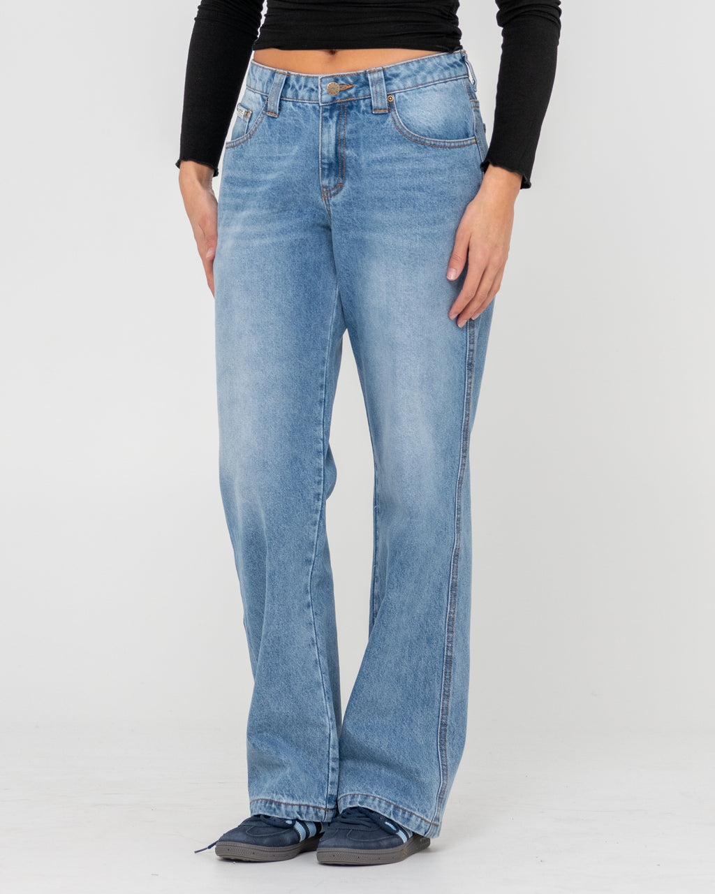 Womens Suzy Straight Low Rise Denim Jeans