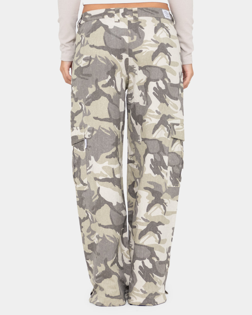 WOMENS CAMO-MILE LOW RISE CARGO PANTS