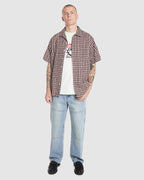 MENS HOLD UP SHORT SLEEVE SHIRT