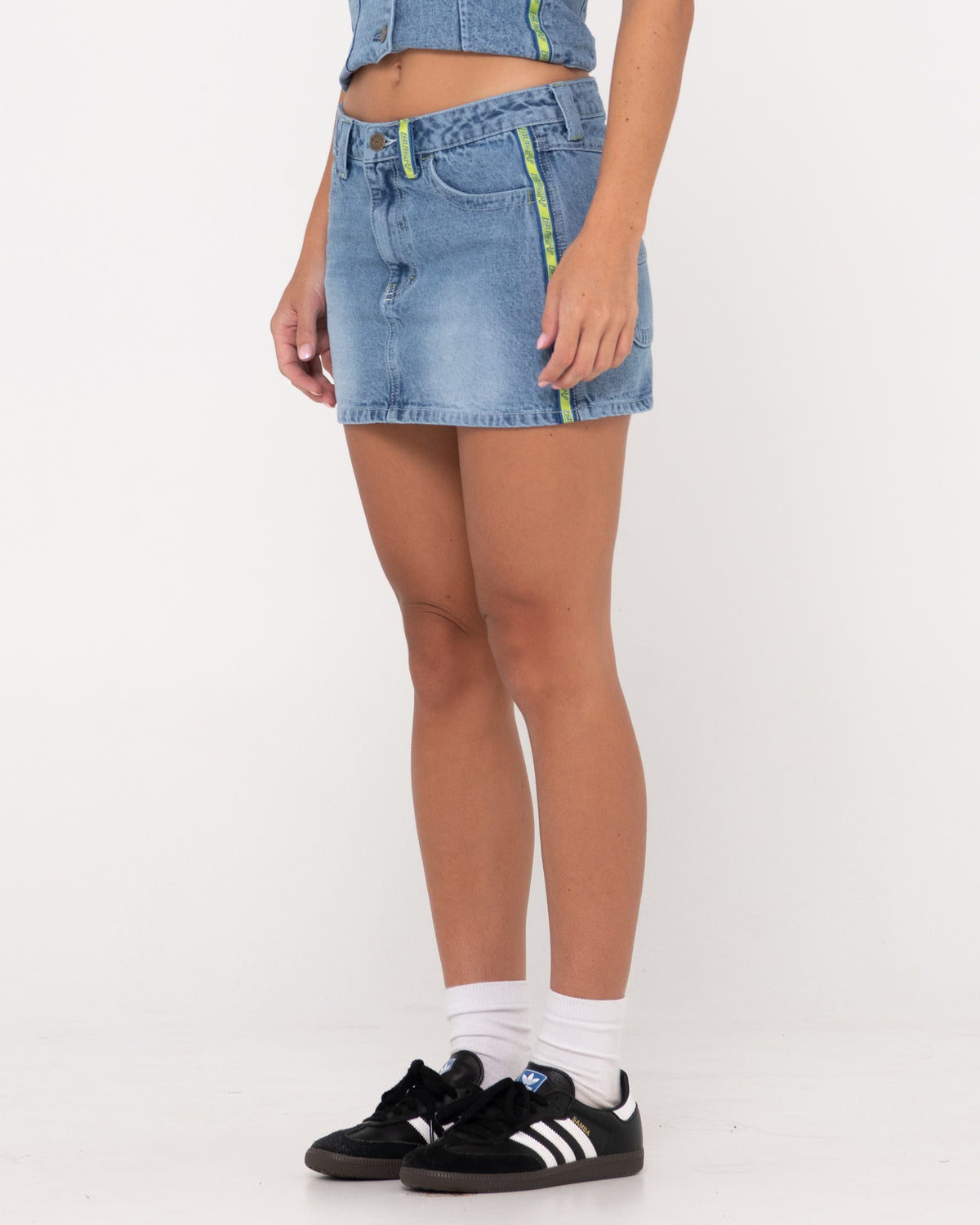 WOMENS FLIP MOMMY LOW RISE MINI DENIM SKIRT