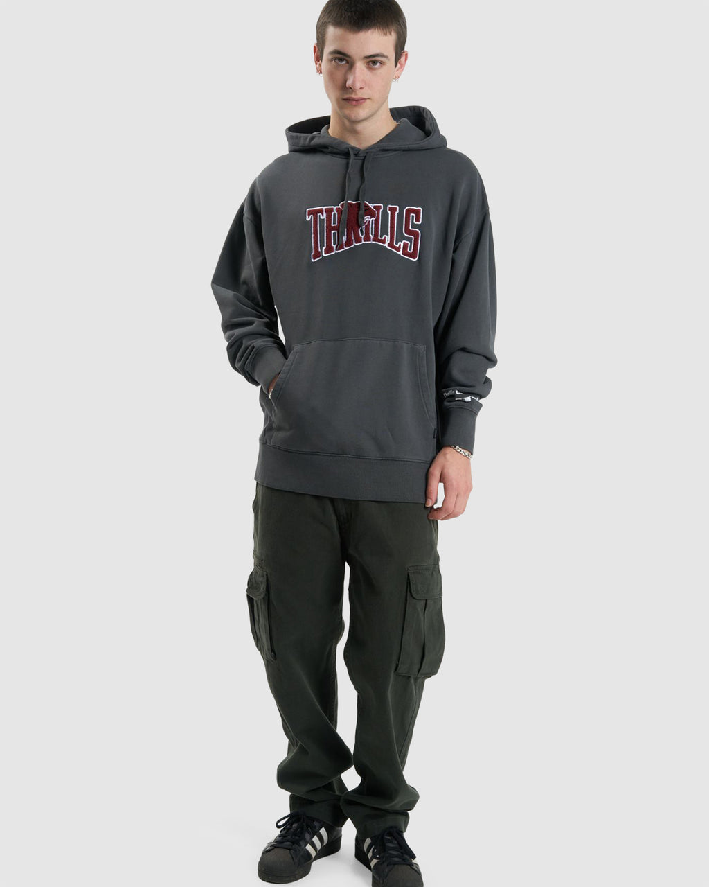 MENS STAND FIRM SLOUCH PULLOVER HOODIE