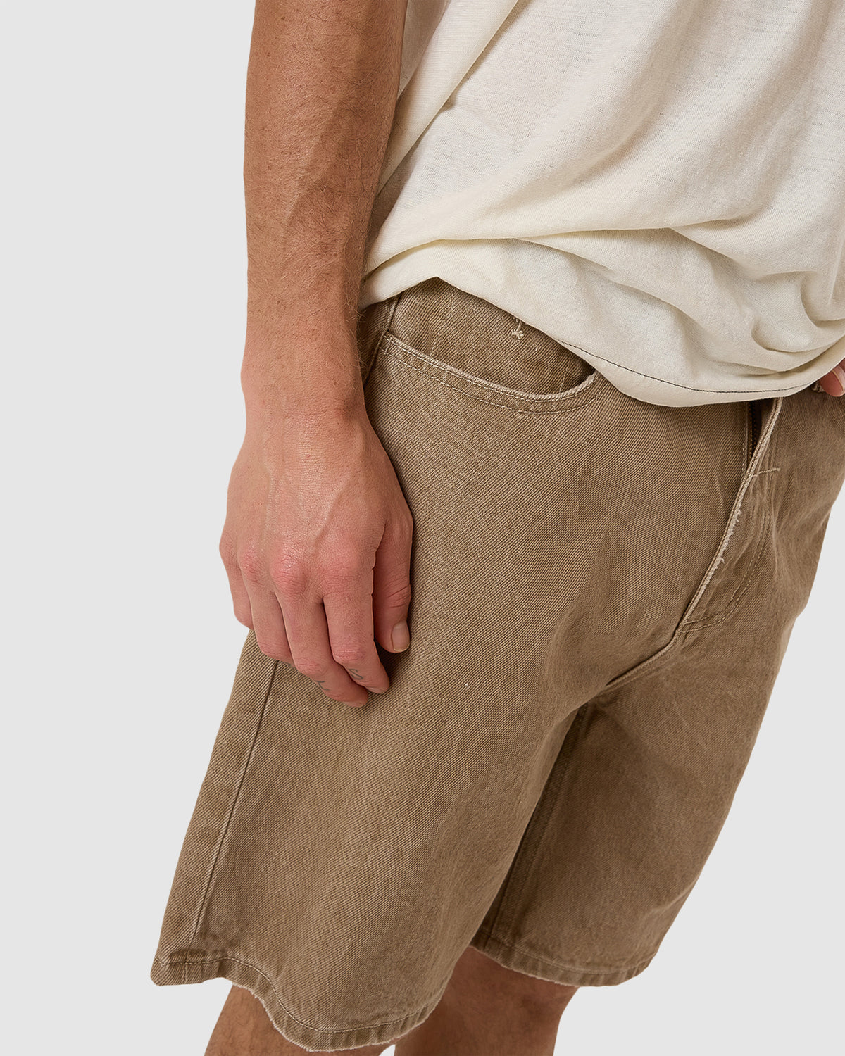 MENS SLACKER DENIM SHORTS