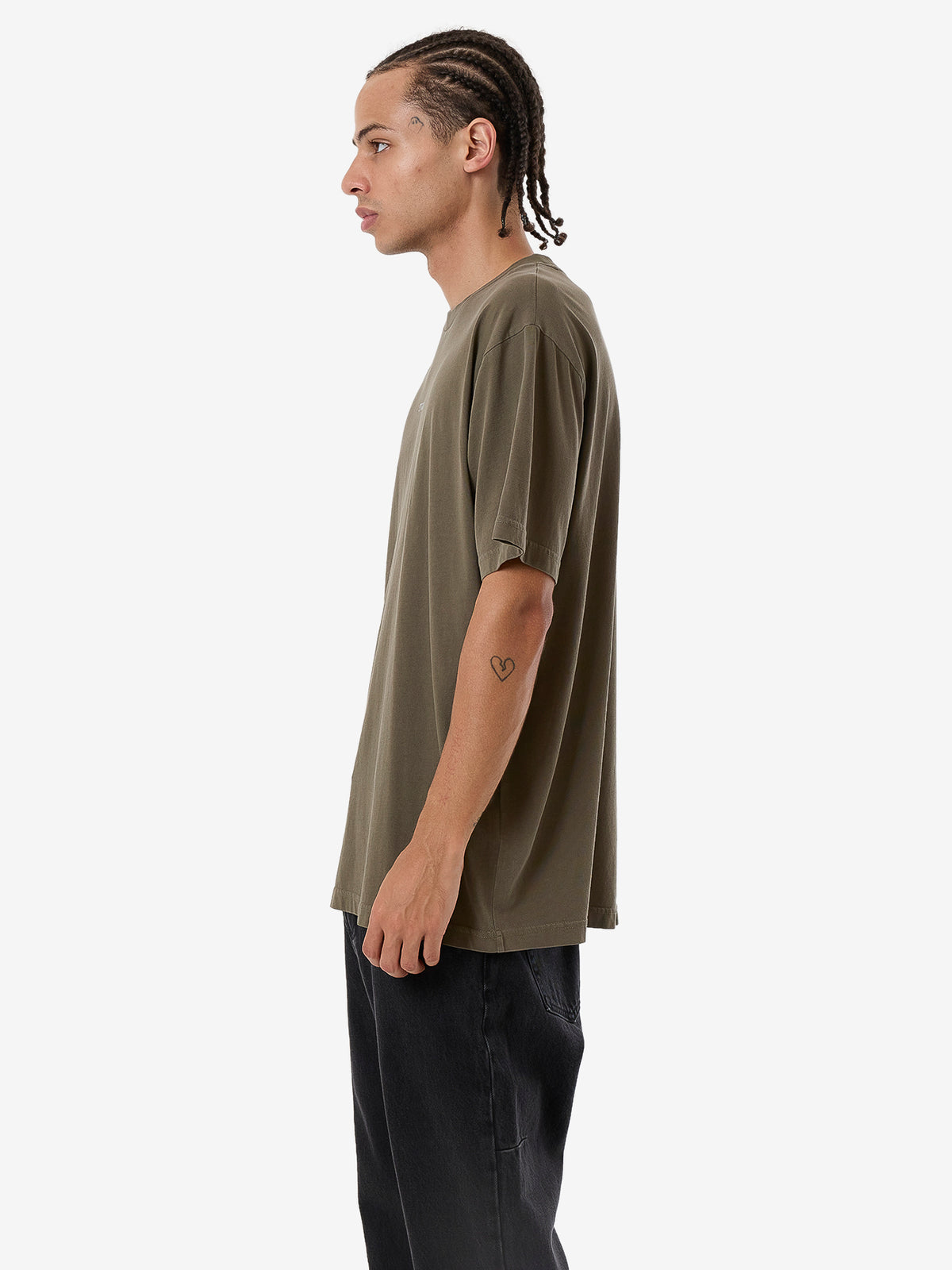 MENS MINIMAL THRILLS MERCH FIT T-SHIRT