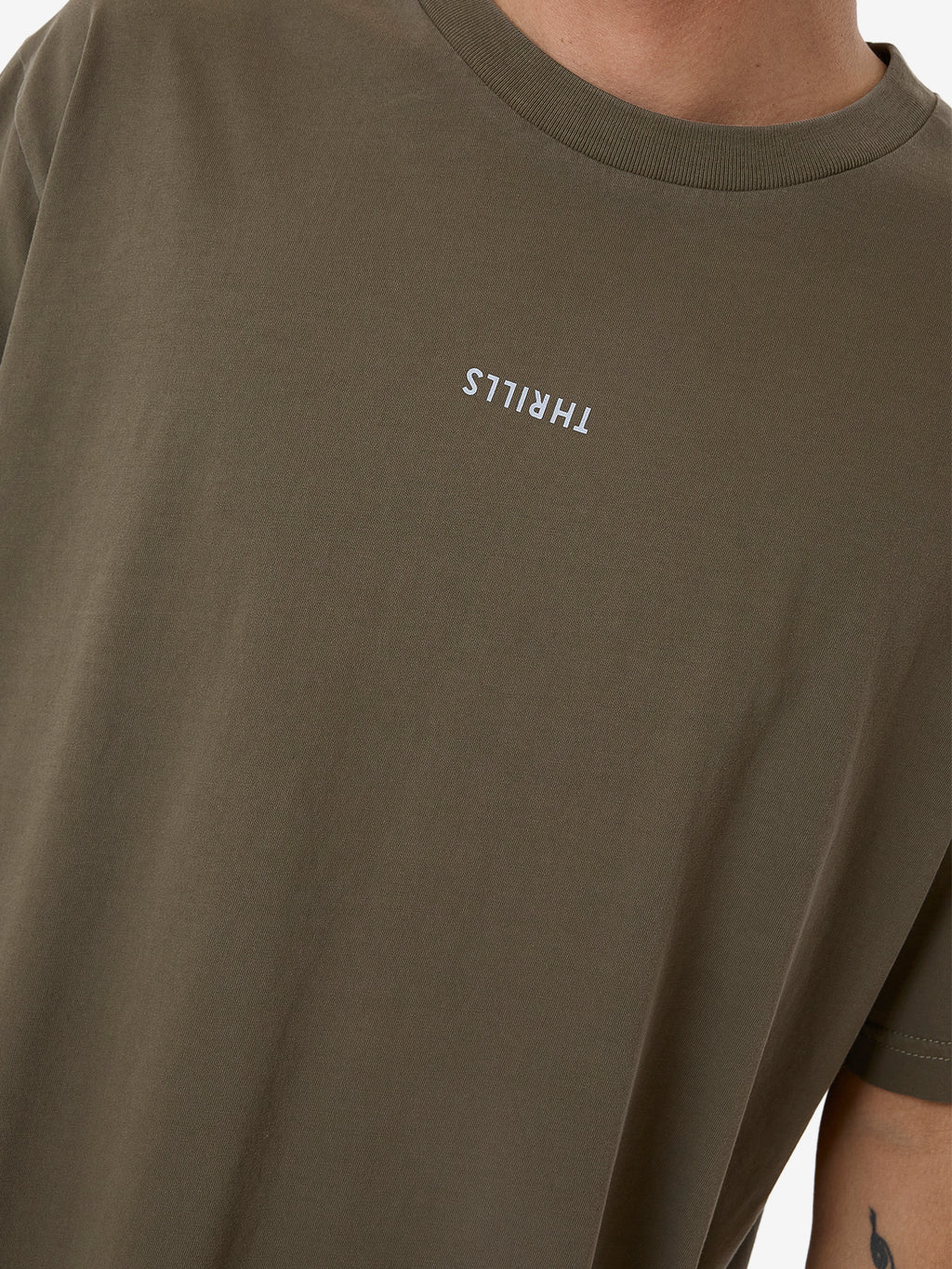 MENS MINIMAL THRILLS MERCH FIT T-SHIRT