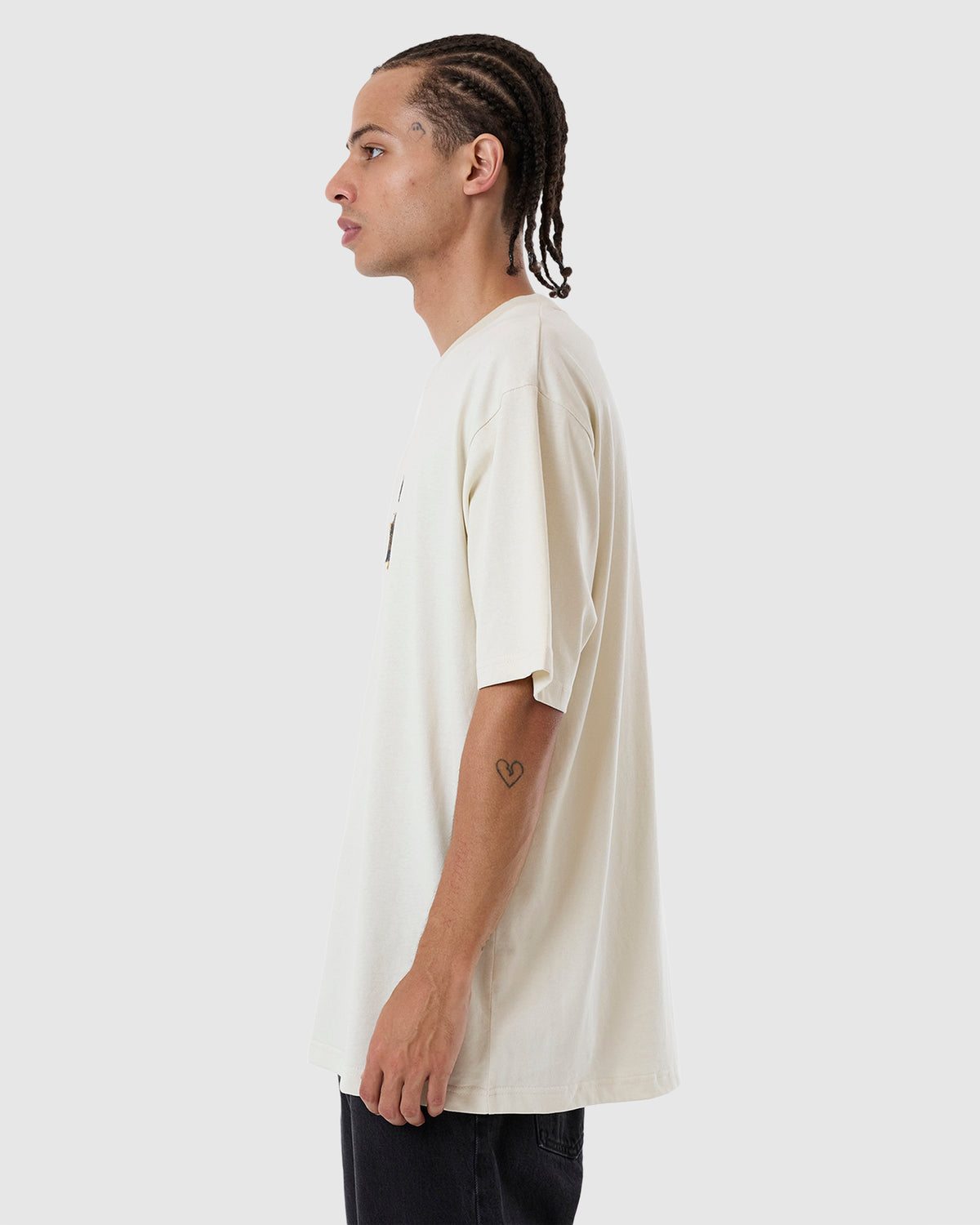 MENS ABOVE IT ALL OVERSIZE FIT T-SHIRT