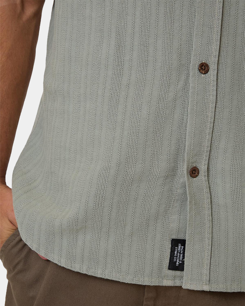 Mens Unhinged Short Sleeve Shirt