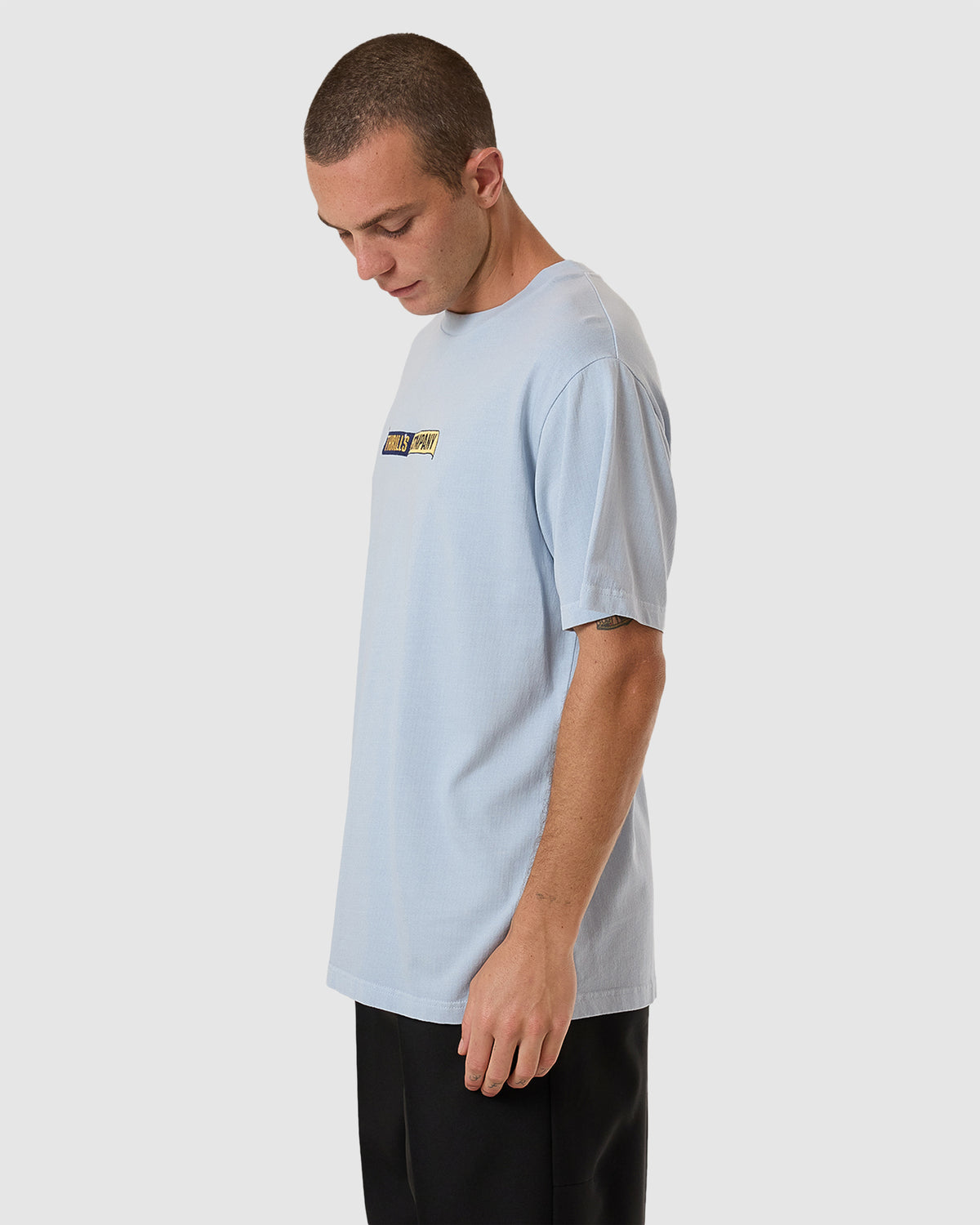 MENS TWO SIDES MERCH FIT T-SHIRT