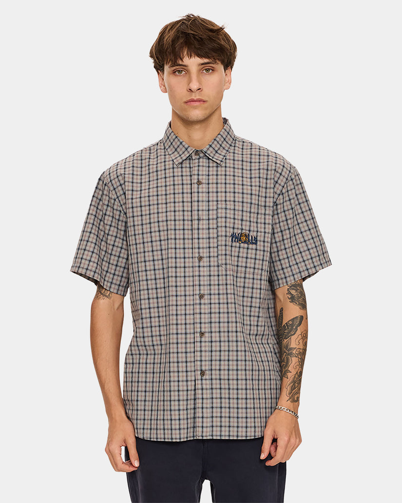 Mens Eyes In The Grass Short Sleeve Shirt