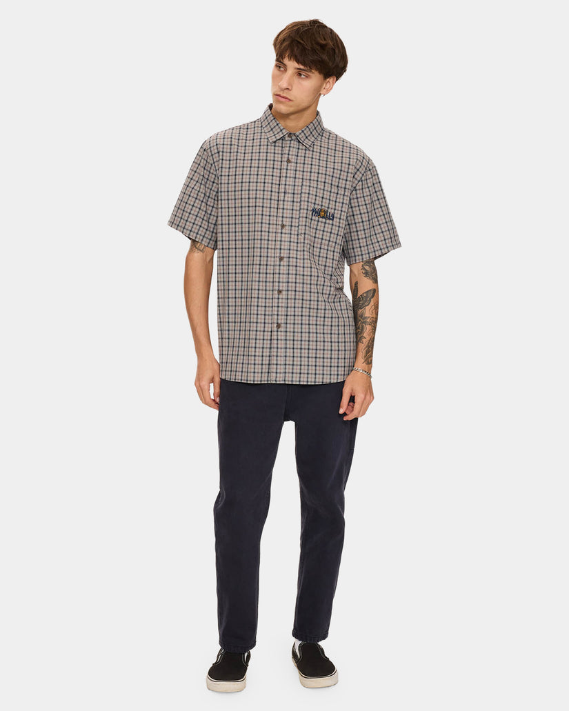 Mens Eyes In The Grass Short Sleeve Shirt