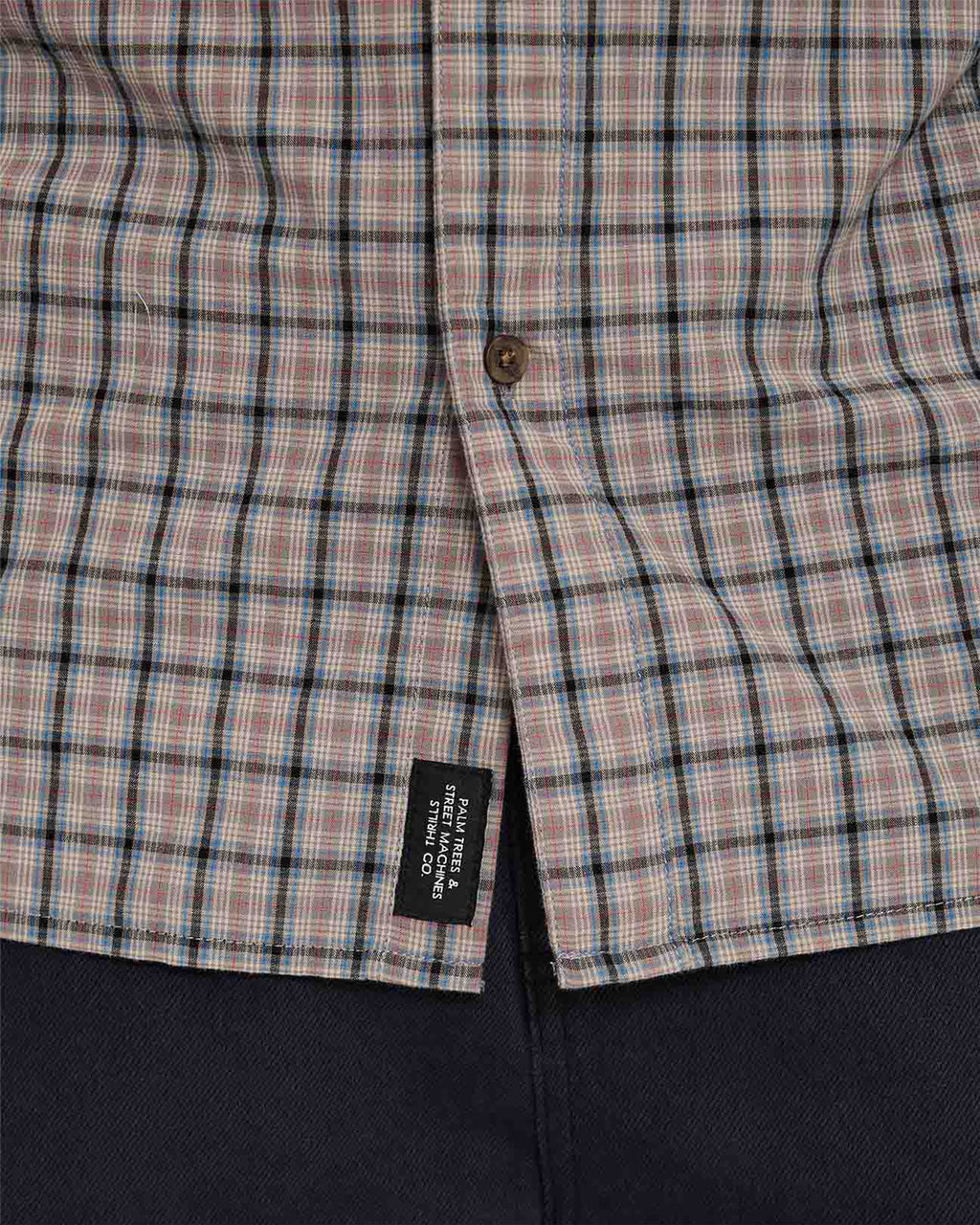 Mens Eyes In The Grass Short Sleeve Shirt