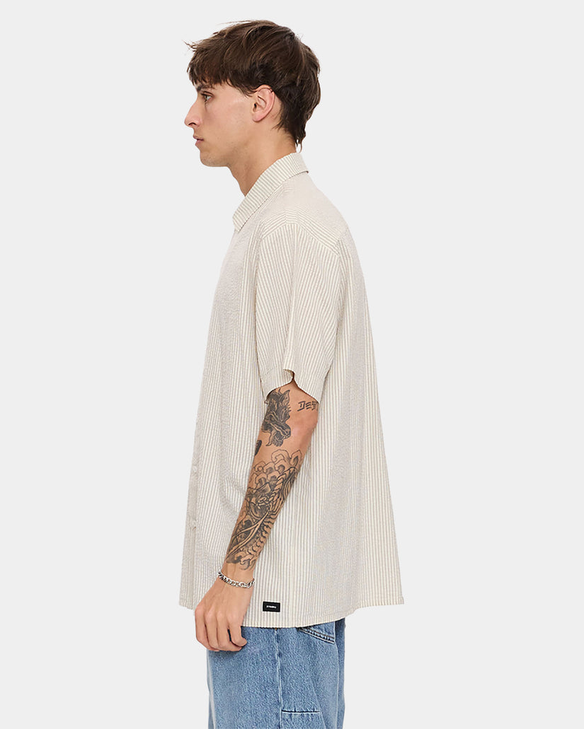 Mens Beauty Around Us Short Sleeve Shirt