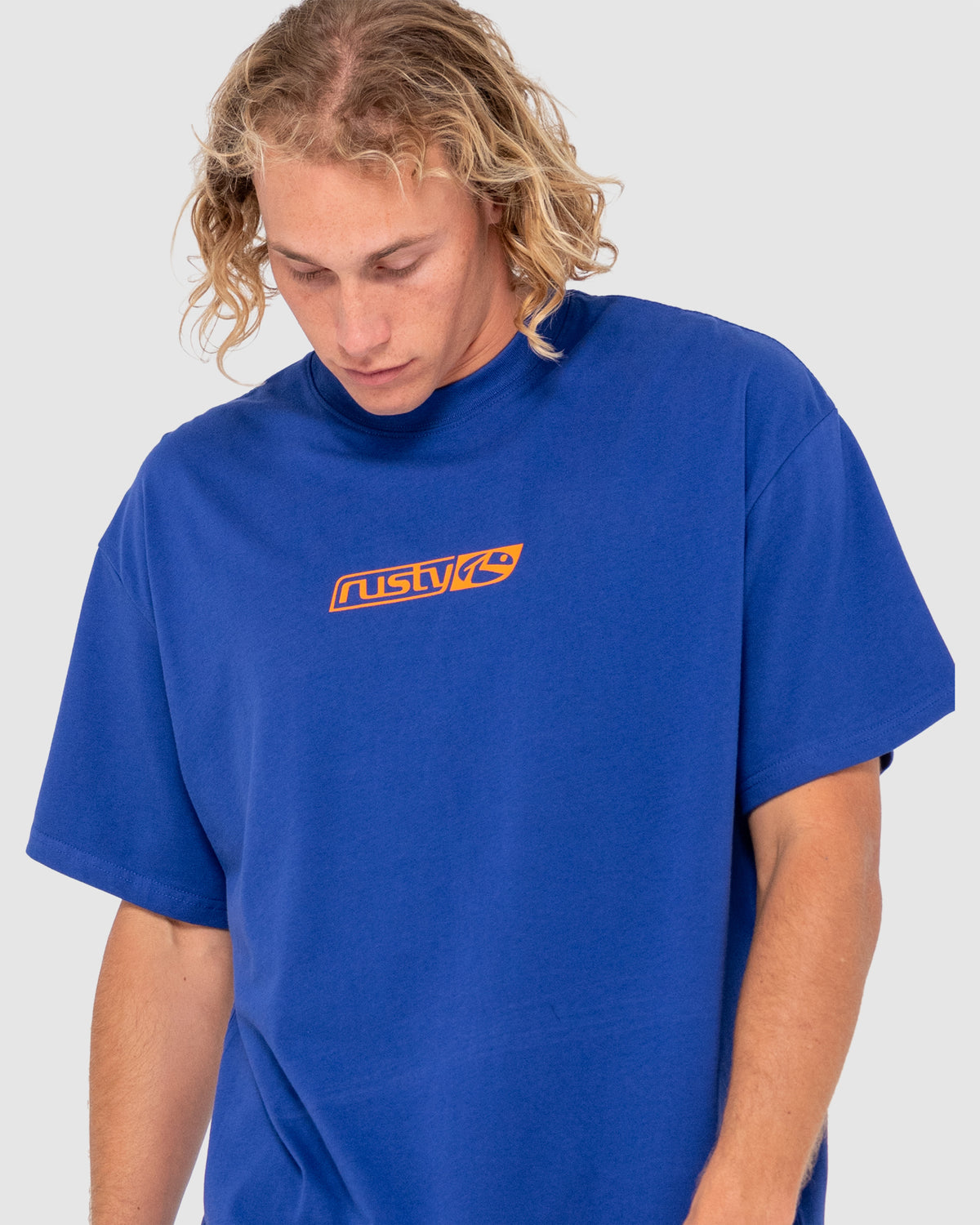 MENS V8 SHORT SLEEVE T-SHIRT