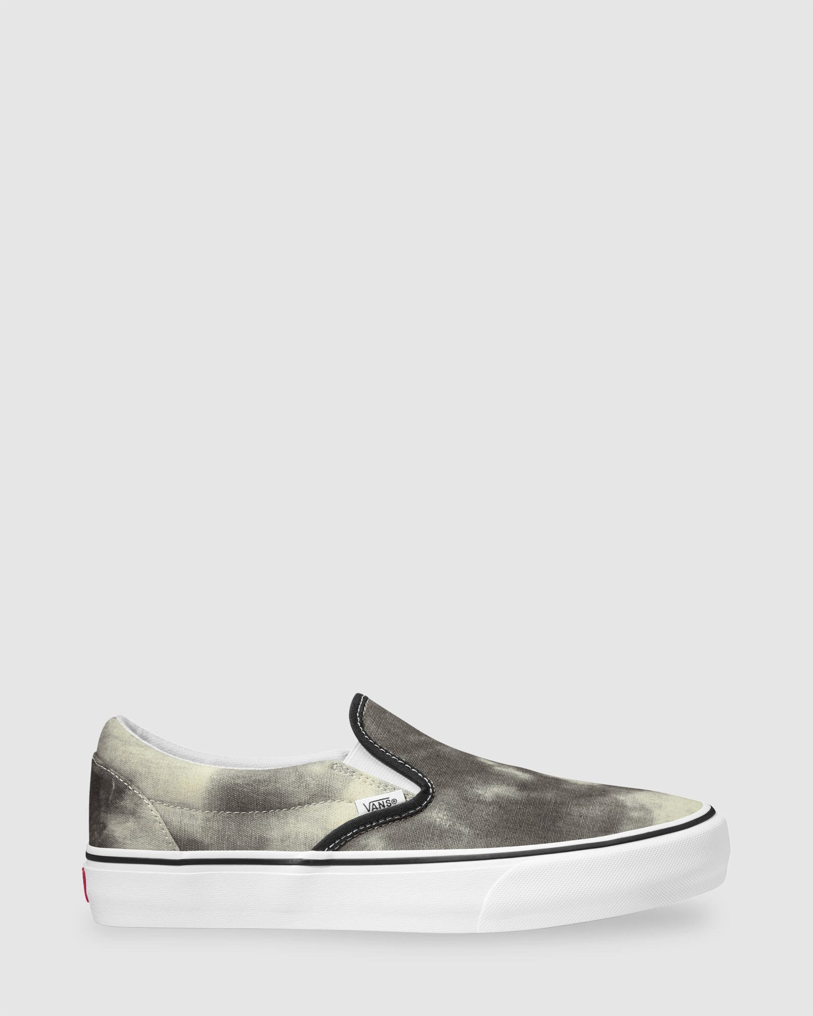 Buy WOMENS SLIP ON VR3 SHOES by Vans Surf Dive n Ski