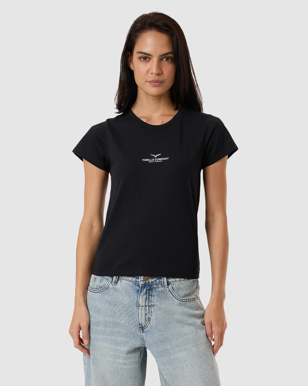 WOMENS EMBLEM OF STRENGTH EVERYDAY T-SHIRT