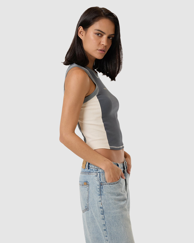 Womens Grip Curve Tank