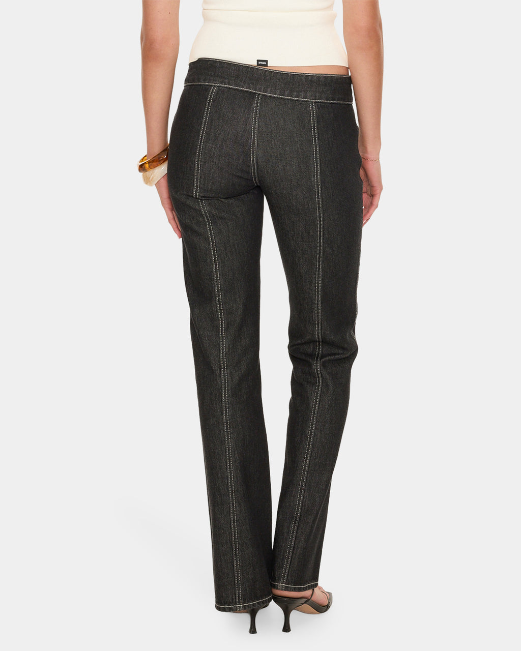 SUKI LOW RISE FLARE JEAN RABK