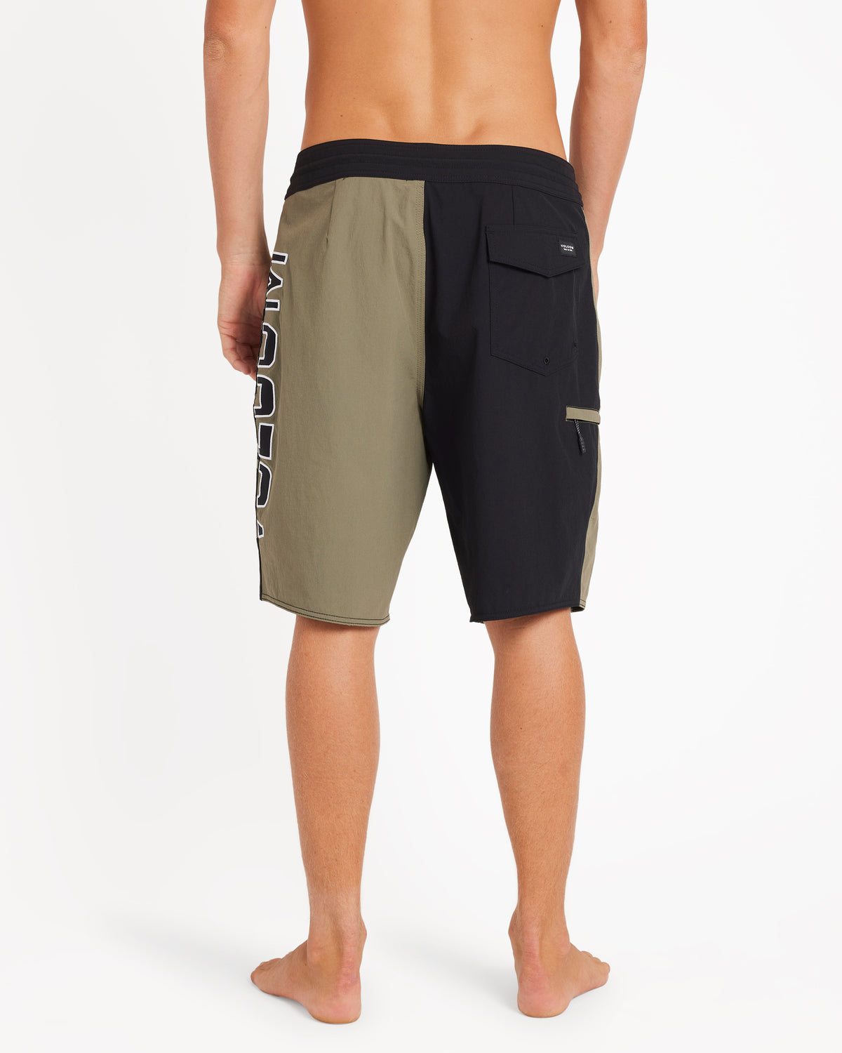 a0812302_volcom_dko_bck1