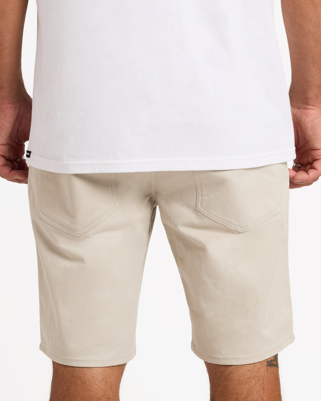 a0932401_volcom_stn_bck6