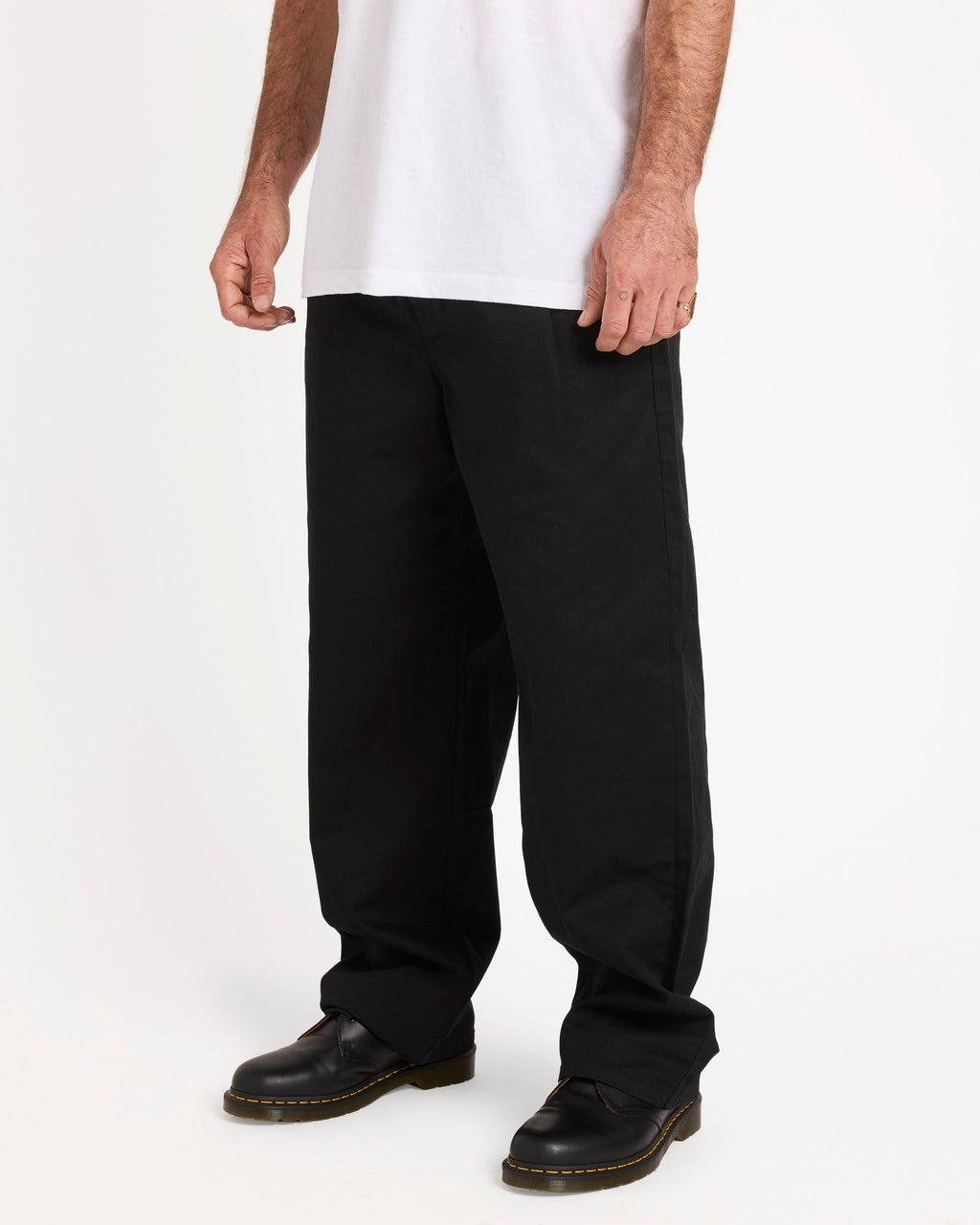 Mens Baggos Pleat Chinos
