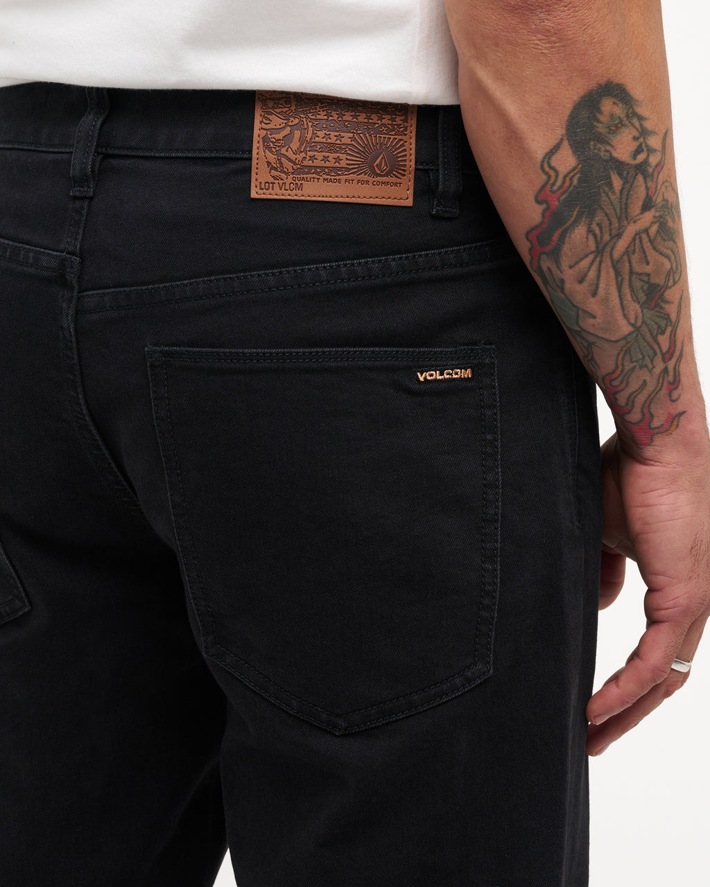 a1912617_volcom_bko_dtl1