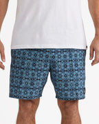 a2542400_volcom_nvy_frt6