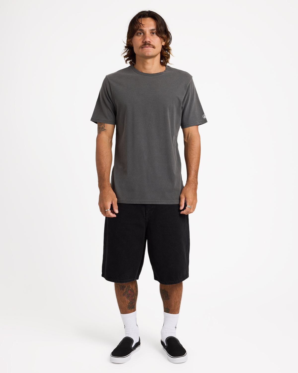 a4332473_volcom_blk_frt9