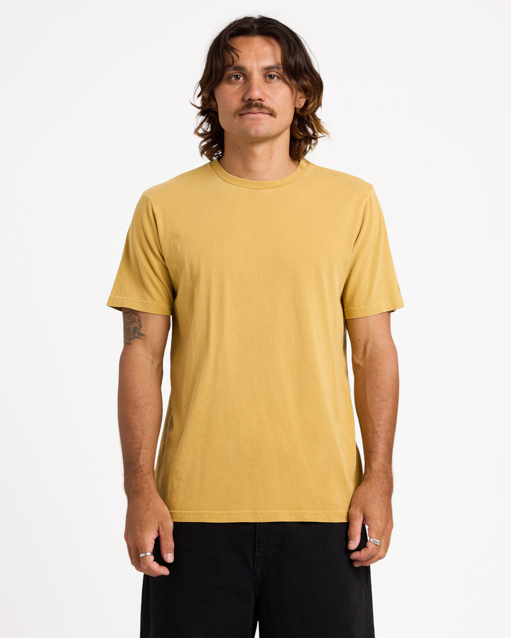 a4332473_volcom_mus_frt1