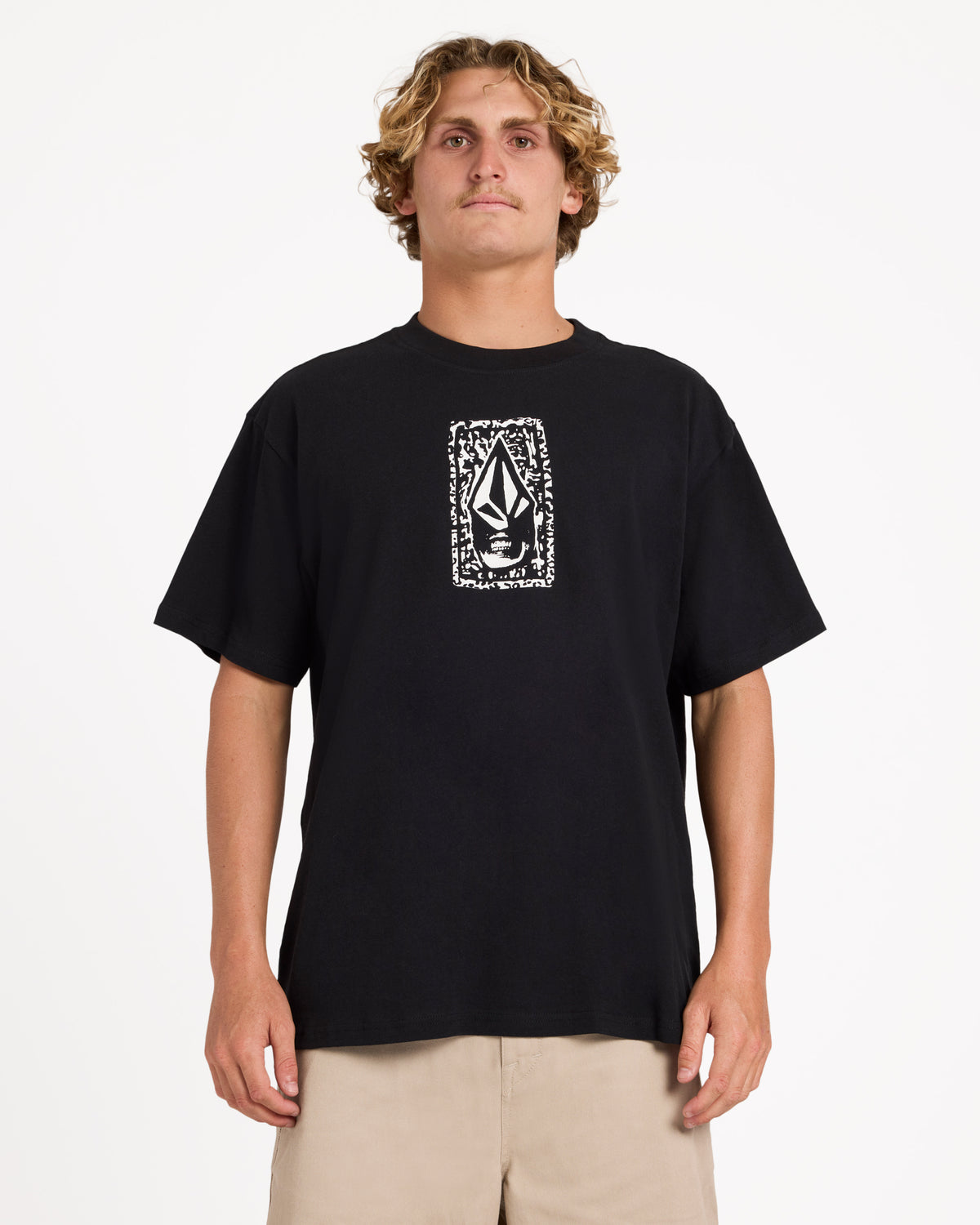 a4342402_volcom_blk_frt1