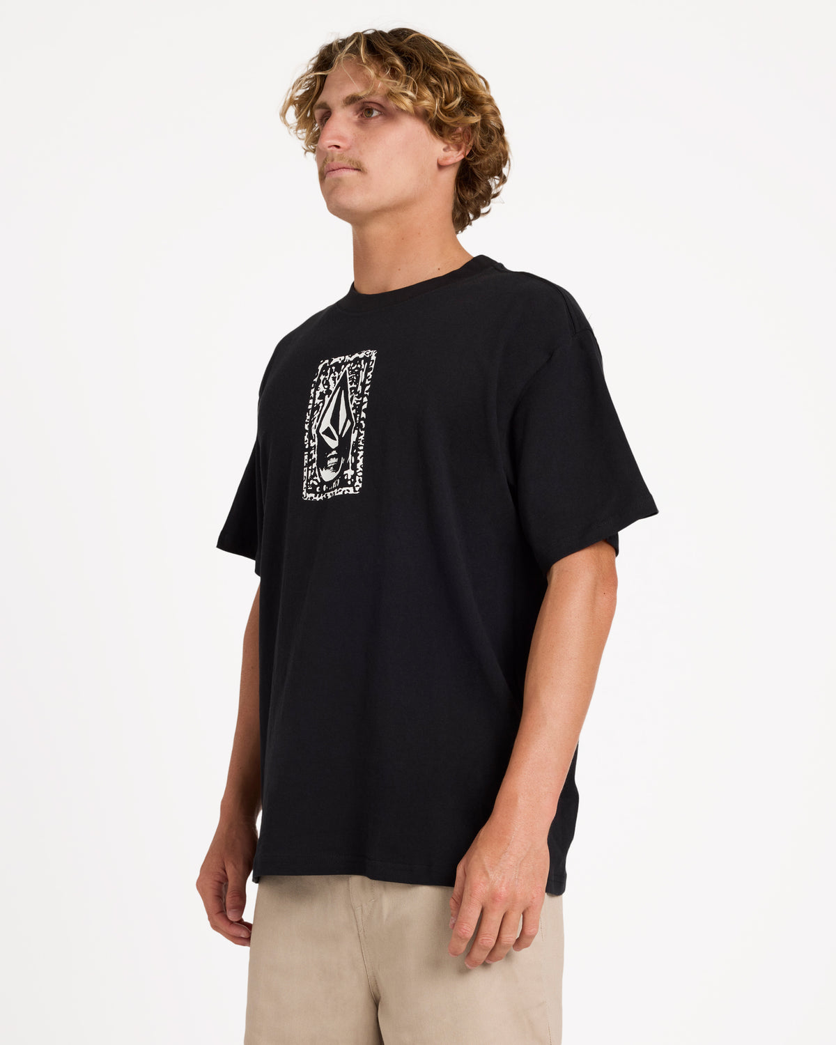 a4342402_volcom_blk_sd1