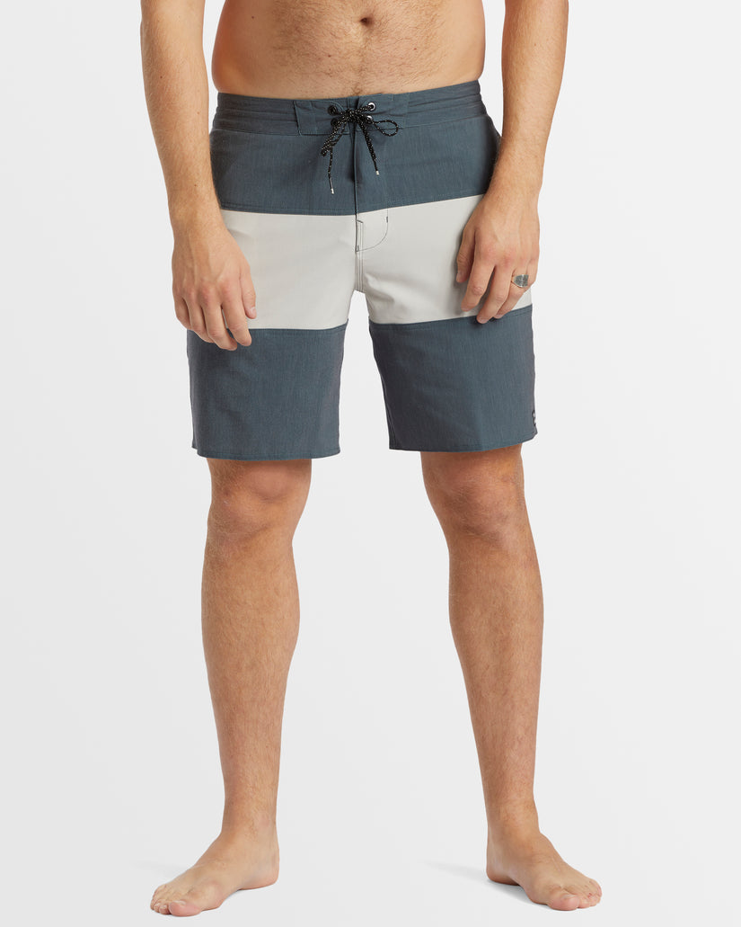 Mens Throw On 19" Boardshorts