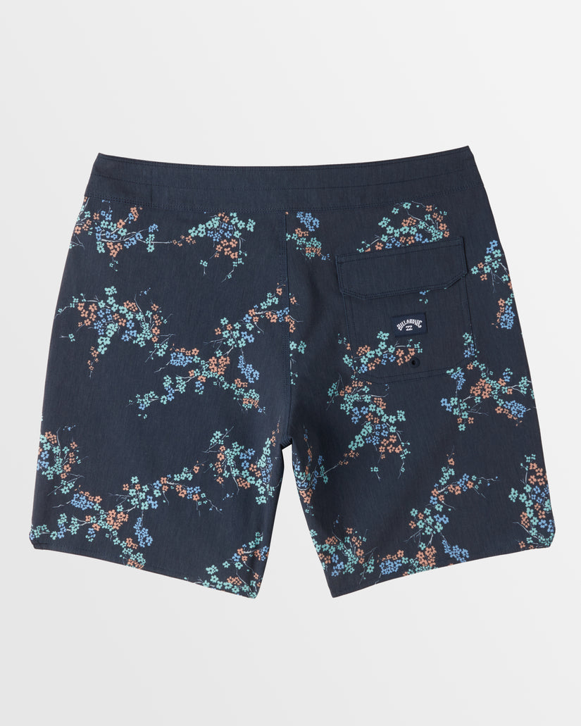 Mens Good Times Pro 17.5" Boardshorts