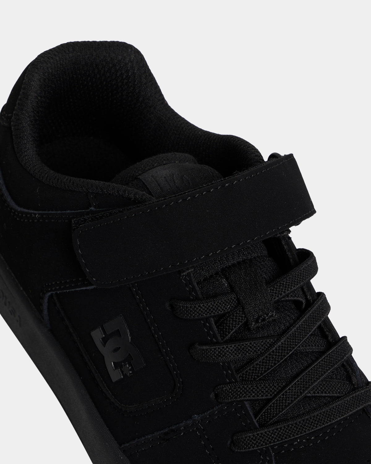 adbs300378_dcshoes_3bk_dtl1