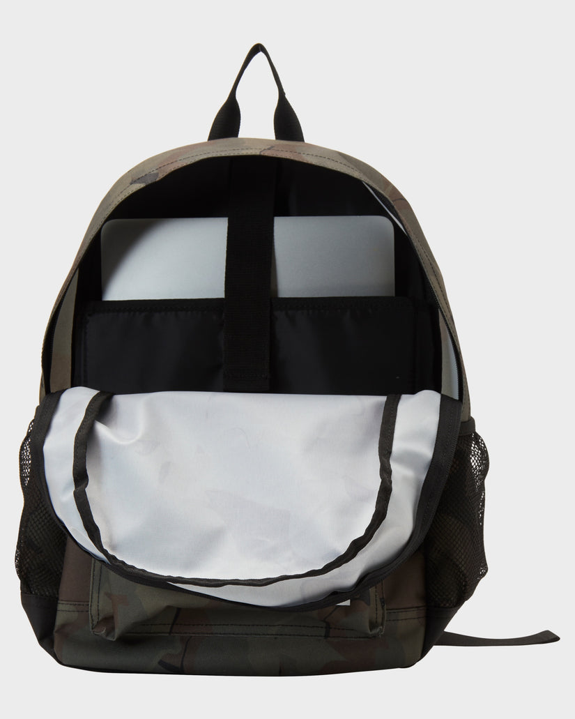 BACKSIDER SEASONAL 4