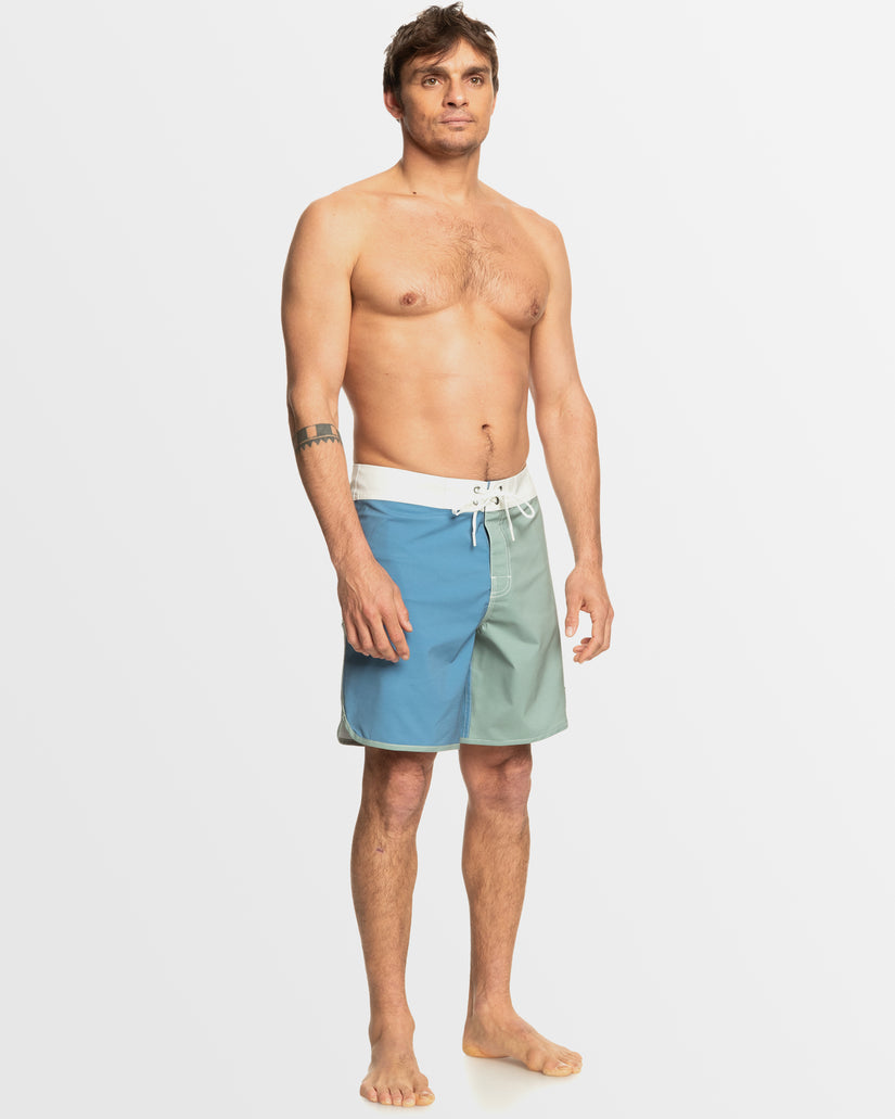 Mens Original Scallop Jester 18" Boardshorts