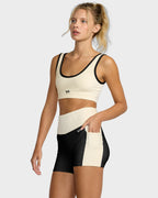 Womens Essential Pocket Sport Shorts