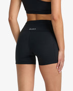 Womens VA Essential Pocket II Sport Shorts