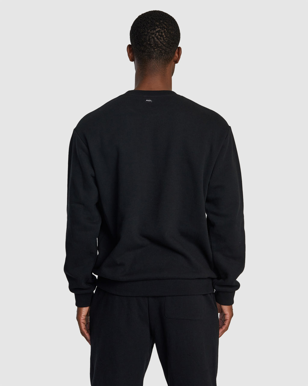 Mens VA Essential Crew Neck