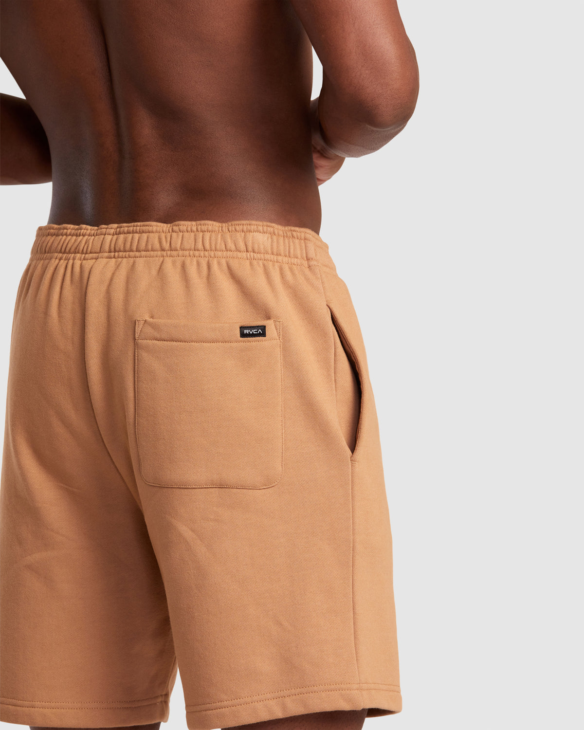VA ESSENTIAL SWEATSHORT