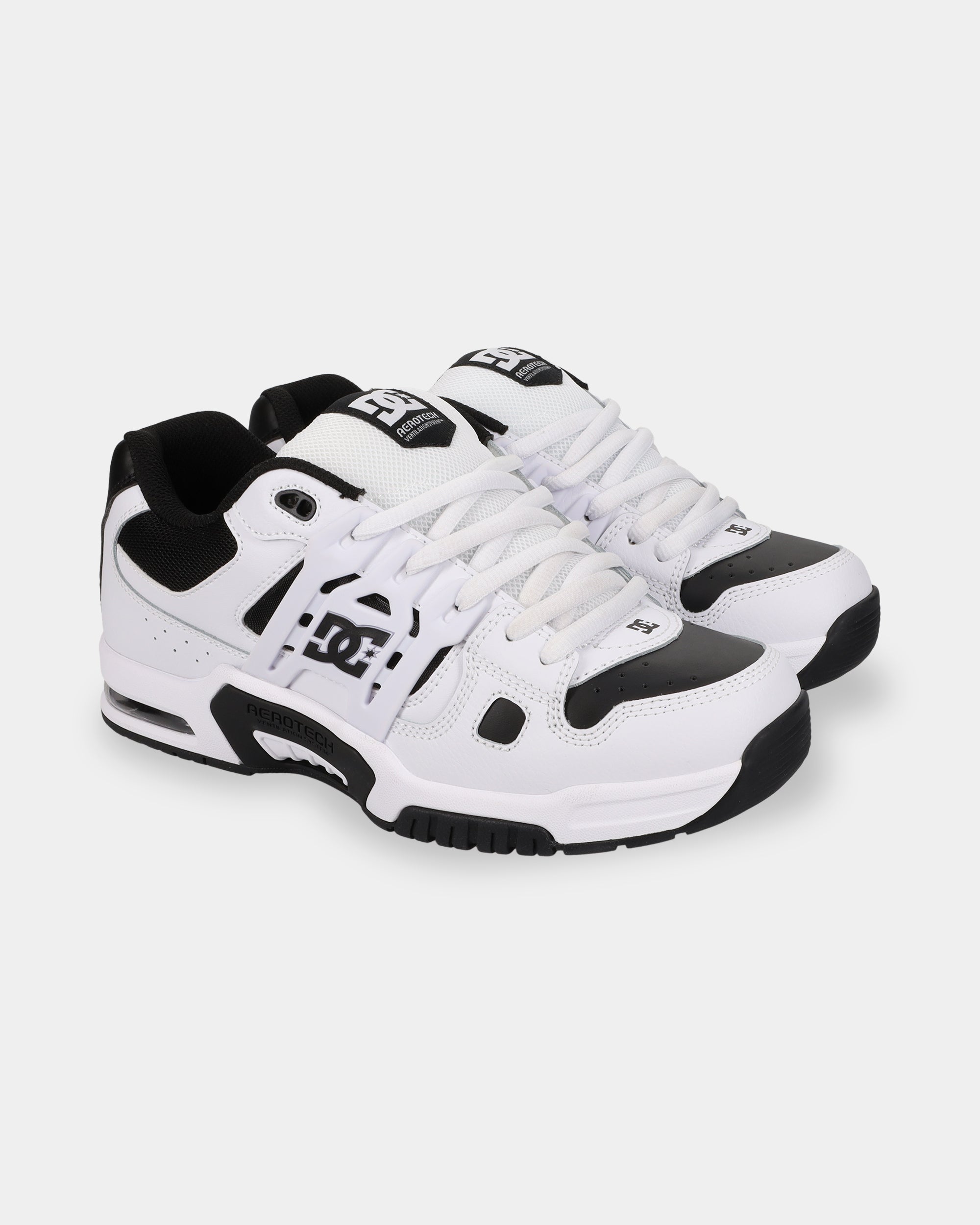 dc02906_dcshoes_101_frt1