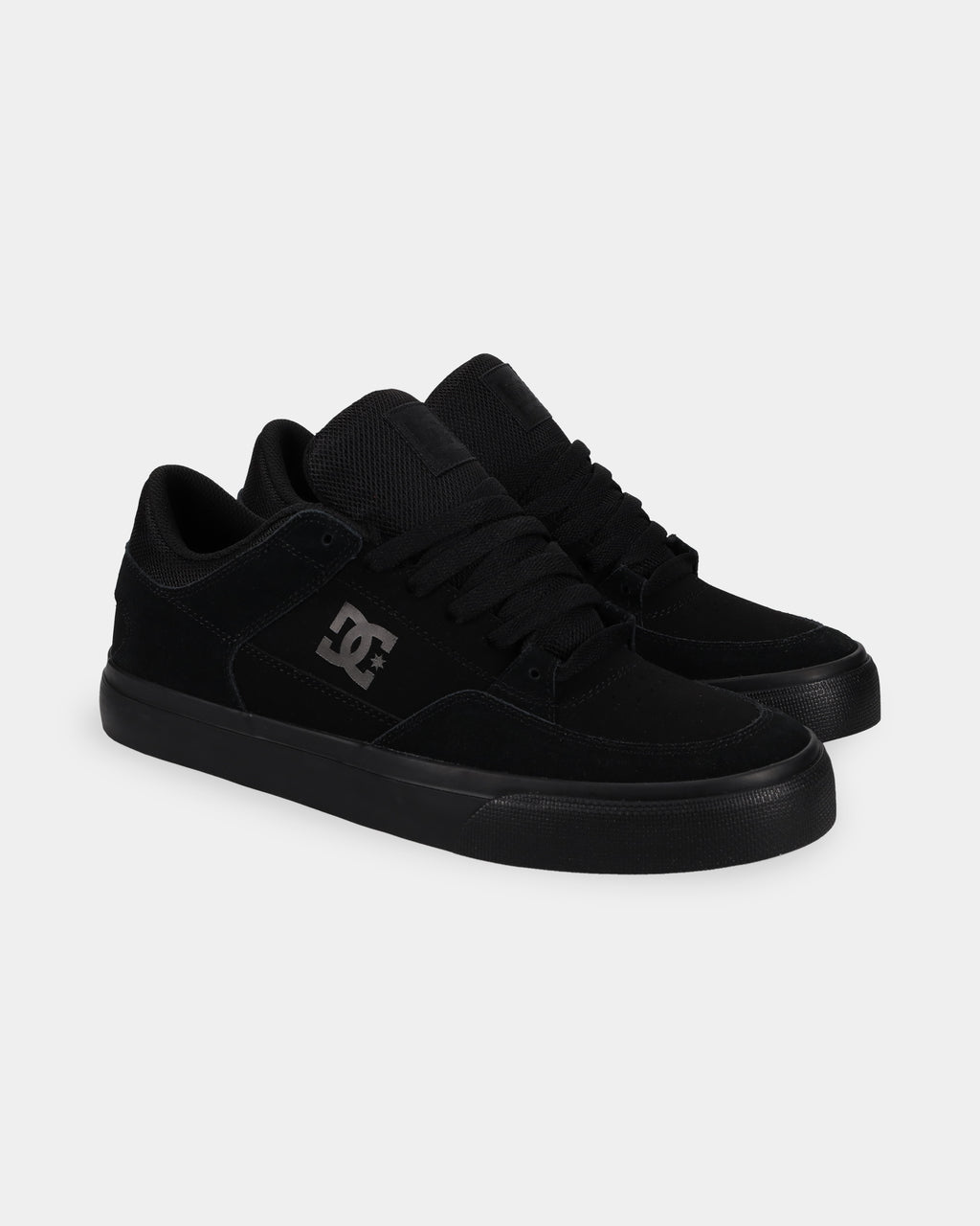 dc03659_dcshoes_004_frt1