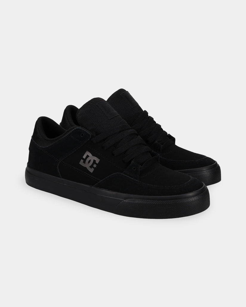 dc03659_dcshoes_004_frt1